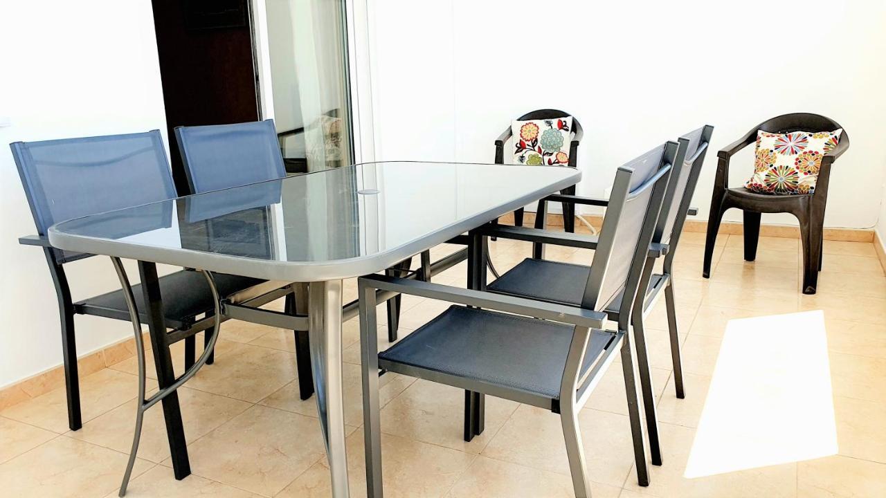 Quarteira Beach Vacation: 2Br Steps To The Sand 외부 사진